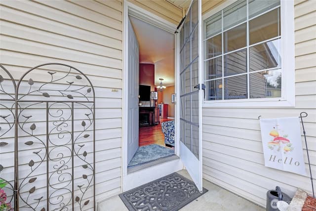 Property photo for 4017 165th Place Ne #b, Arlington photo 3