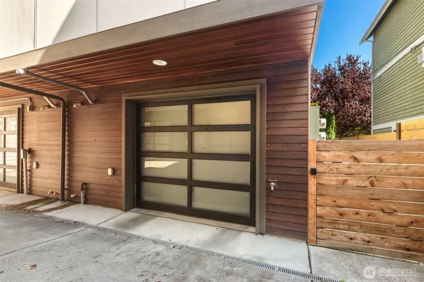 Property photo for 3627 Gilman Avenue W, Seattle photo 24