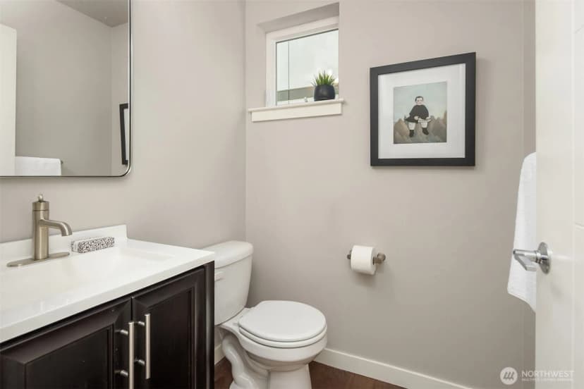Property photo for 3627 Gilman Avenue W, Seattle photo 14