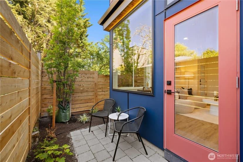 Property photo for 1138 A Nw 57th Street, Seattle photo 11