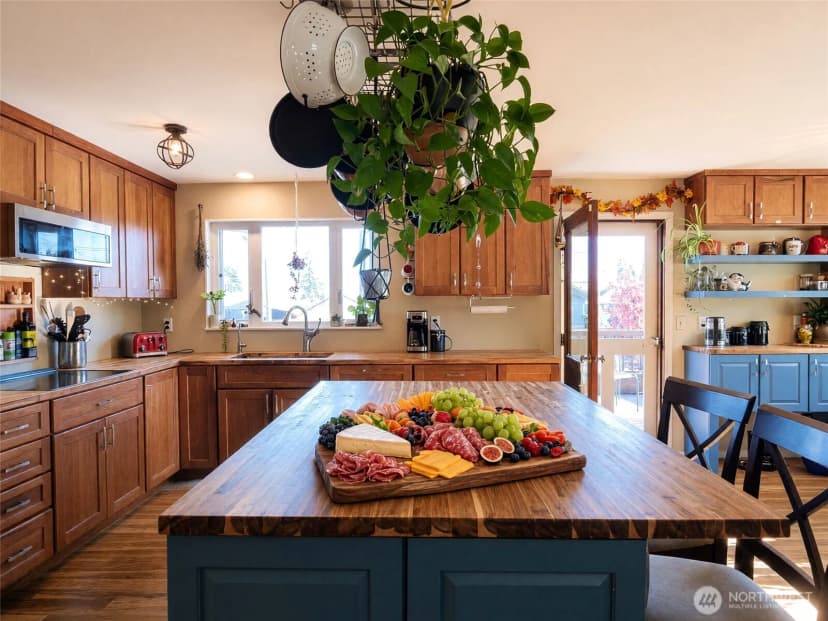 Property photo for 1209 E 5th Street, Port Angeles photo 6