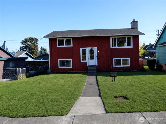Property photo for 1209 E 5th Street, Port Angeles photo 2