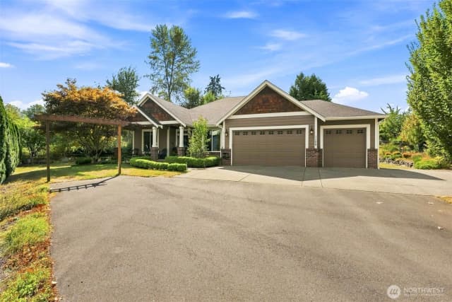 Property photo for 1106 15th Avenue Sw, Puyallup photo 2