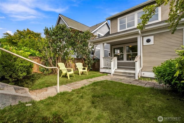 Property photo for 6735 Shaffer Avenue S, Seattle photo 3