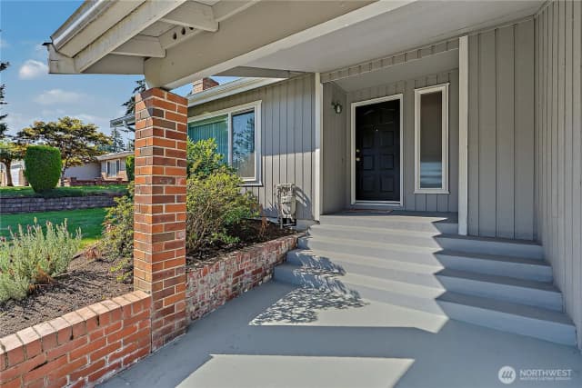 Property photo for 10210 63rd Avenue Ct E, Puyallup photo 2