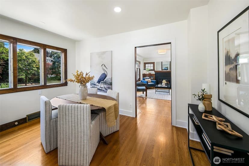 Property photo for 6241 28th Avenue Ne, Seattle photo 6