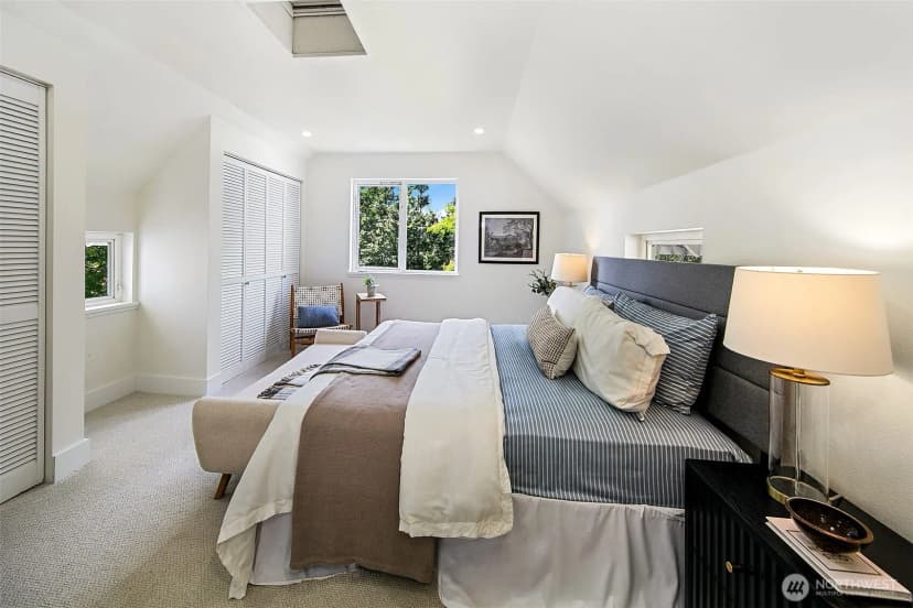 Property photo for 6241 28th Avenue Ne, Seattle photo 19