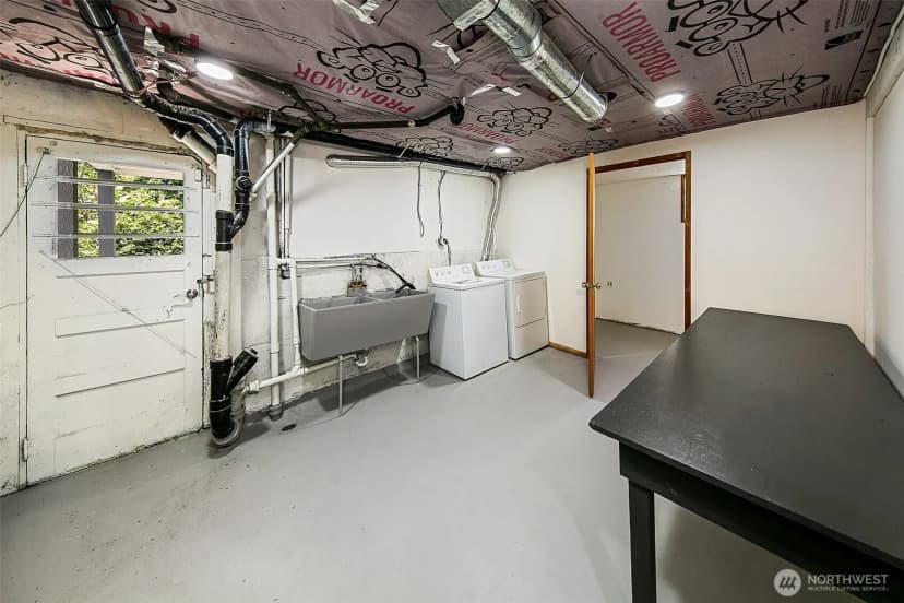 Property photo for 6241 28th Avenue Ne, Seattle photo 25