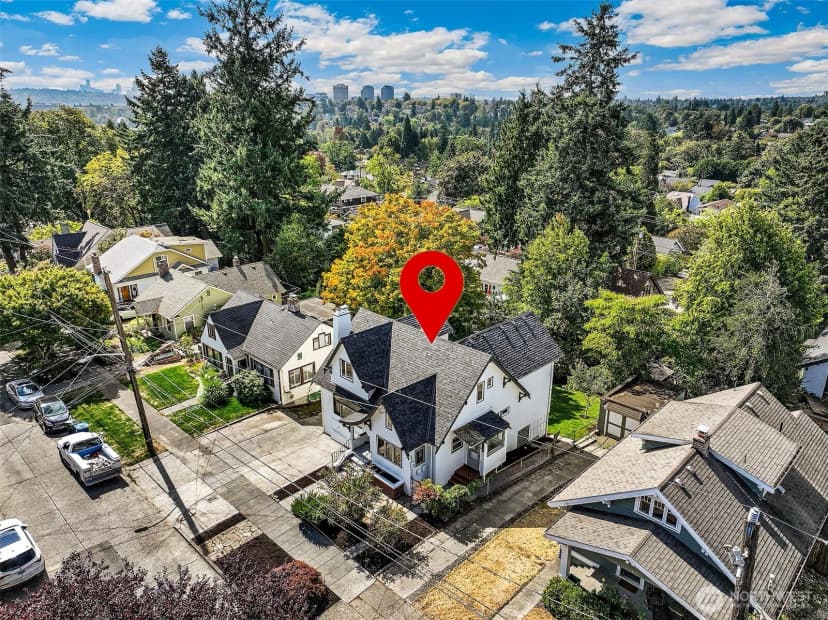 Property photo for 6241 28th Avenue Ne, Seattle photo 31