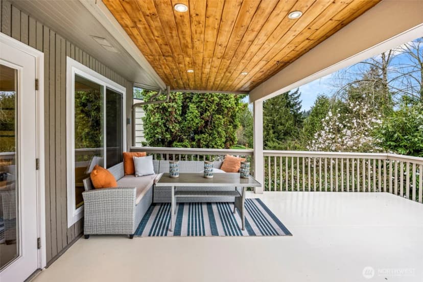 Property photo for 231 105th Avenue Se, Bellevue photo 15