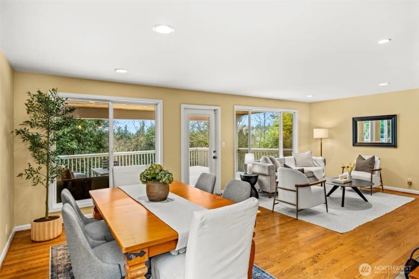 Property photo for 231 105th Avenue Se, Bellevue photo 13