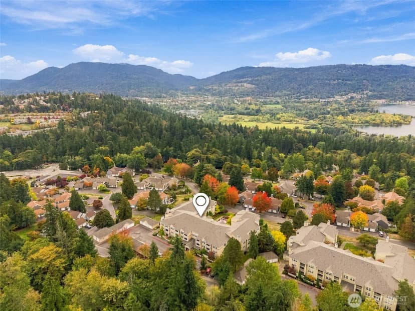 Property photo for 4133 224th Lane Se #101, Issaquah photo 28