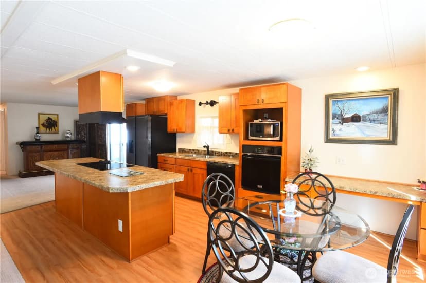 Property photo for 2500 S 370th Street #50, Federal Way photo 11
