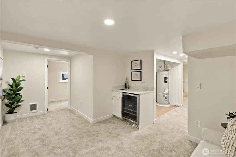 Property photo for 8055 Corliss Avenue N, Seattle photo 20