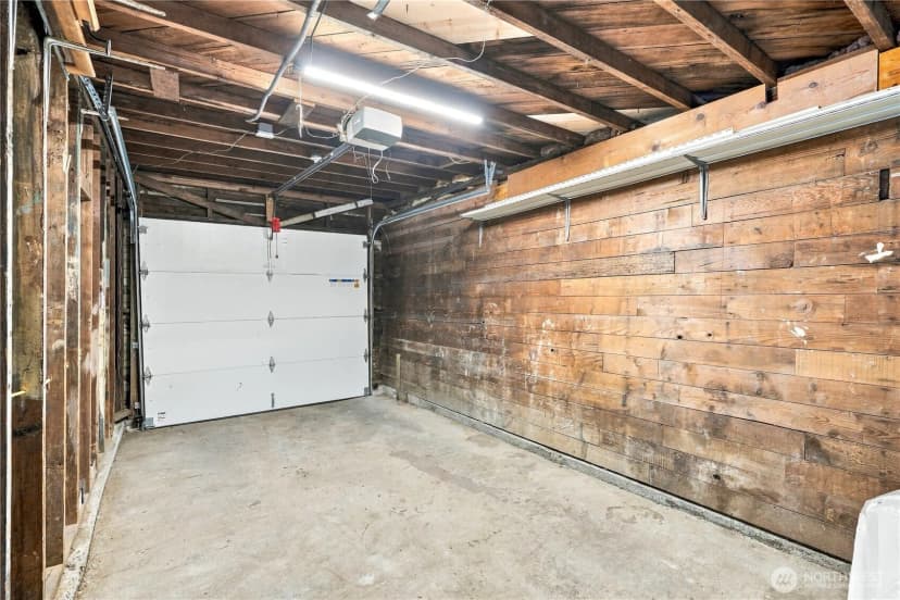 Property photo for 8055 Corliss Avenue N, Seattle photo 28