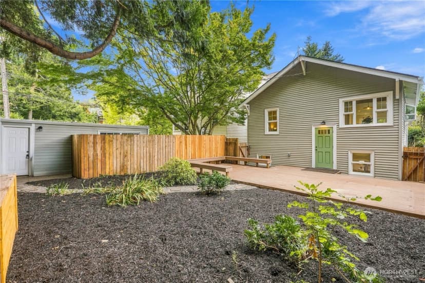 Property photo for 8055 Corliss Avenue N, Seattle photo 25