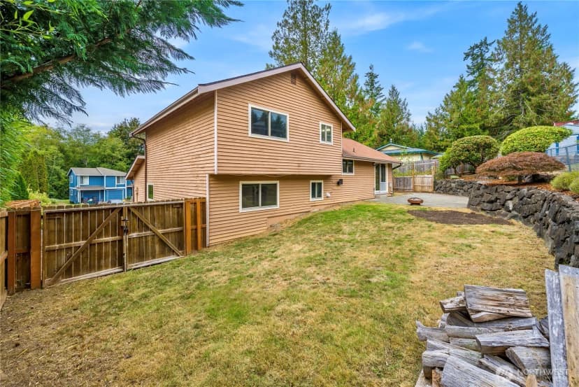 Property photo for 7275 Blackbird Drive Ne, Bremerton photo 37