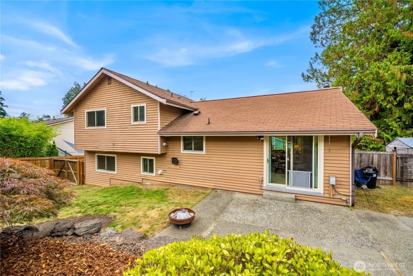 Property photo for 7275 Blackbird Drive Ne, Bremerton photo 34