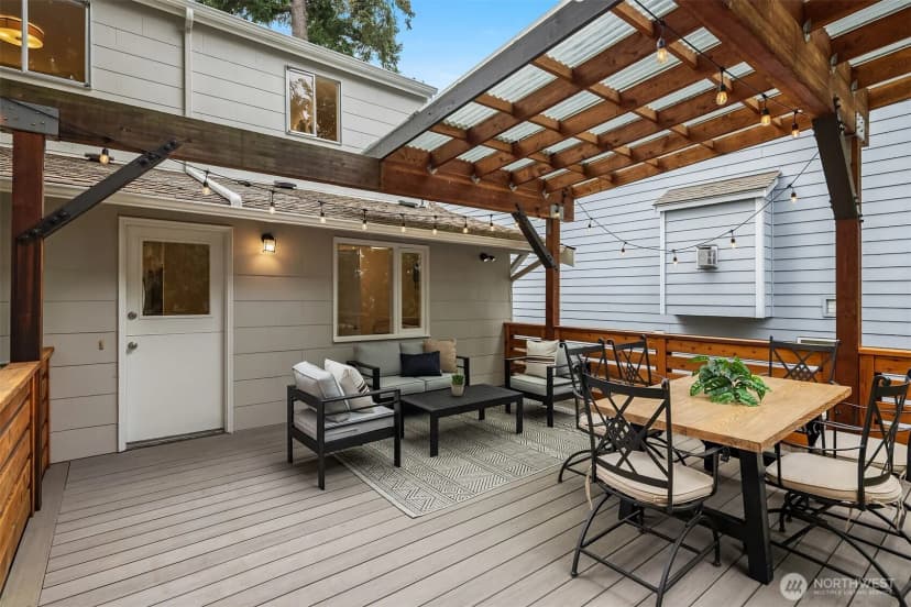 Property photo for 2534 Ne 94th Street, Seattle photo 15