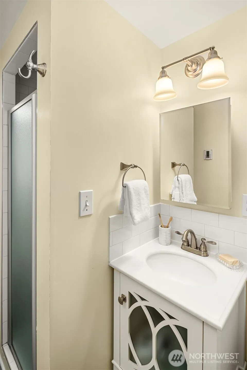 Property photo for 2534 Ne 94th Street, Seattle photo 32