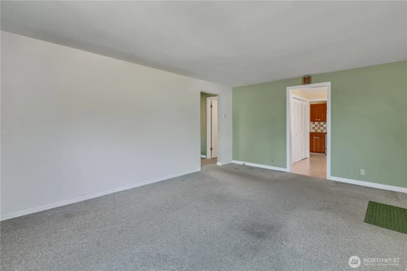 Property photo for 11752 20th Avenue Ne, Seattle photo 8