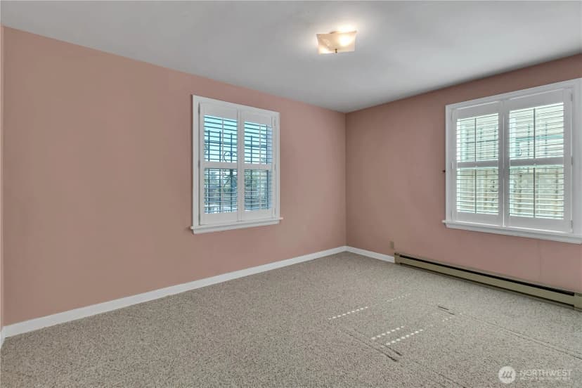 Property photo for 11752 20th Avenue Ne, Seattle photo 16