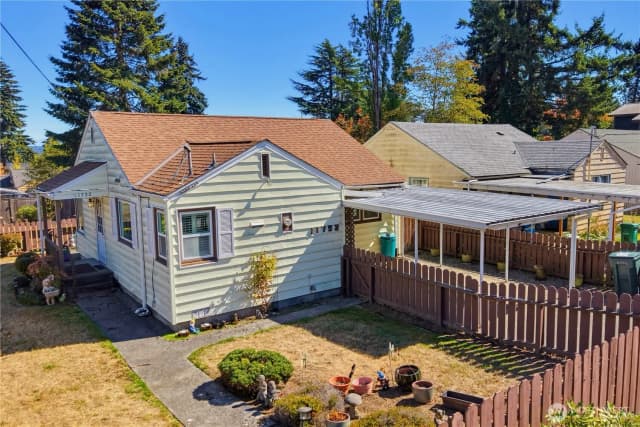 Property photo for 11752 20th Avenue Ne, Seattle