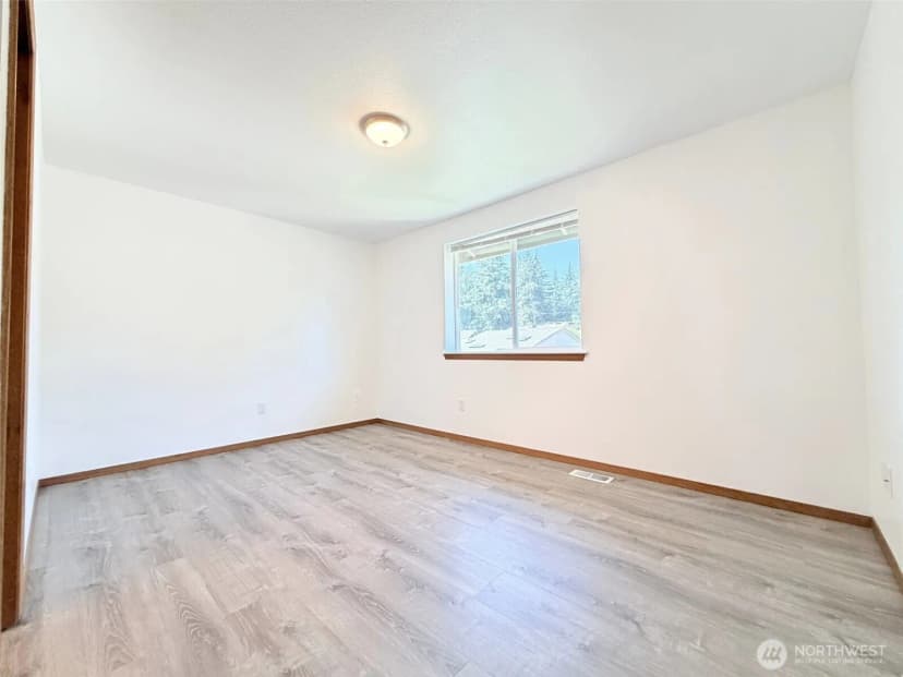 Property photo for 1311 -1317 Contra Costa Avenue, Fircrest photo 18