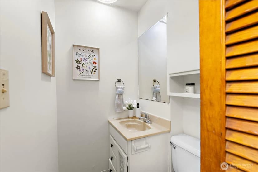 Property photo for 12216 12th Avenue S, Seattle photo 11
