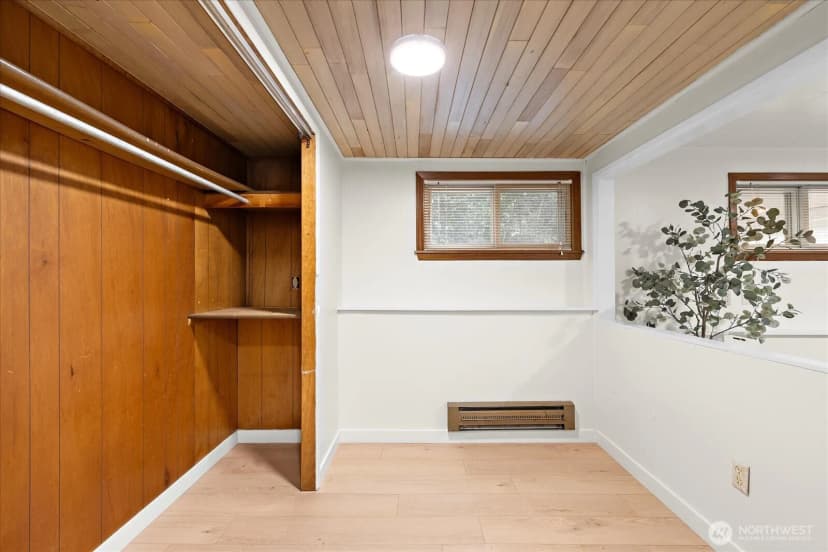 Property photo for 12216 12th Avenue S, Seattle photo 18