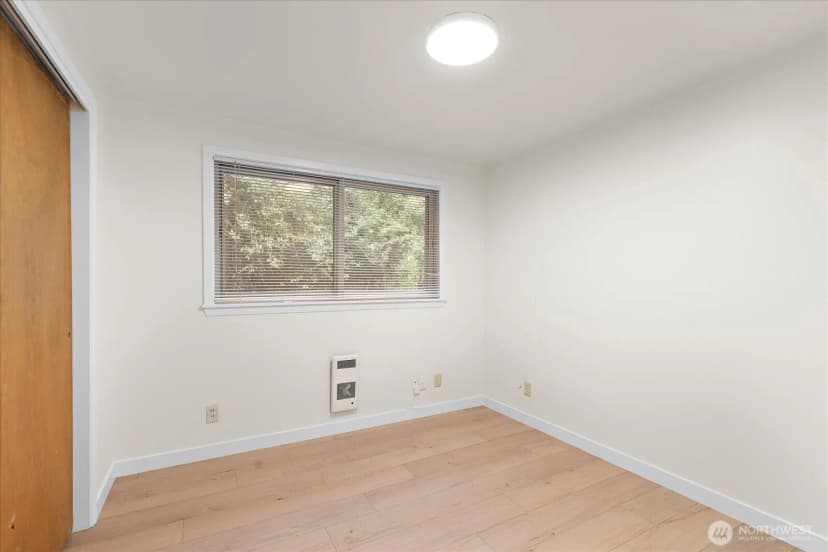 Property photo for 12216 12th Avenue S, Seattle photo 17