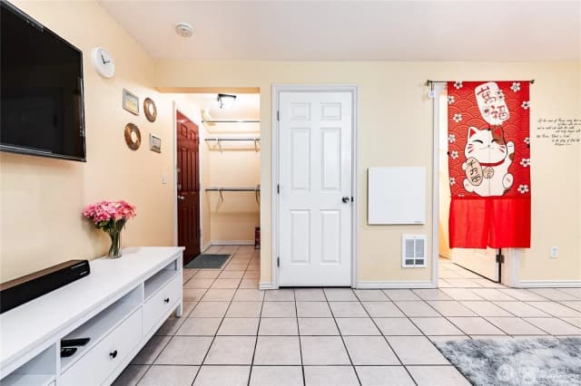 Property photo for 4525 S Henderson Street #103, Seattle photo 5