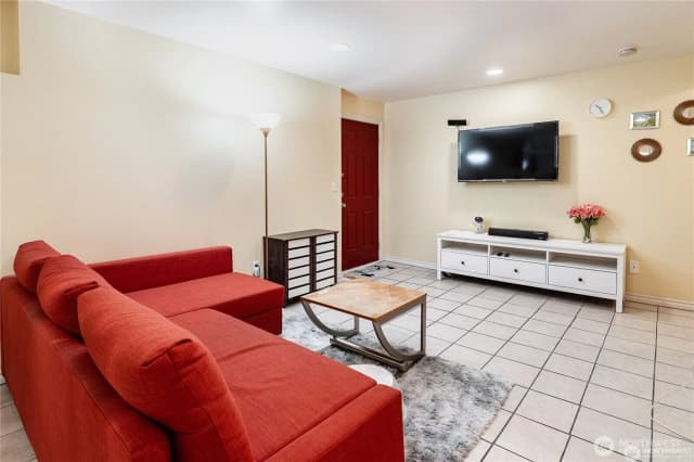 Property photo for 4525 S Henderson Street #103, Seattle photo 3