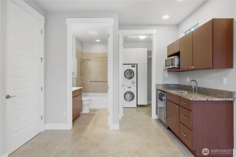 Property photo for 5218 Ne 2nd Place, Renton photo 17
