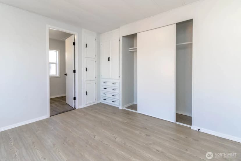 Property photo for 210 37th Street Se #16, Auburn photo 16