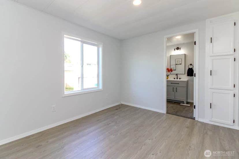 Property photo for 210 37th Street Se #16, Auburn photo 15