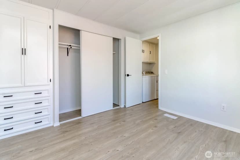 Property photo for 210 37th Street Se #16, Auburn photo 21