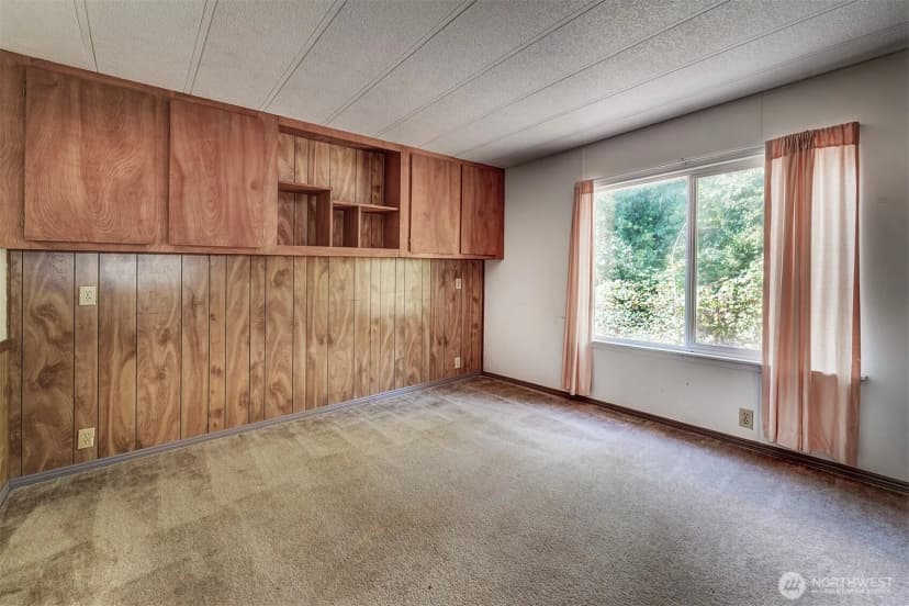 Property photo for 2321 Ne Sylvan Way, Bremerton photo 6