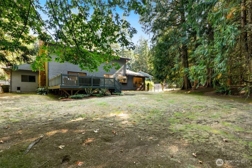 Property photo for 6833 207th Avenue Ne, Redmond photo 30