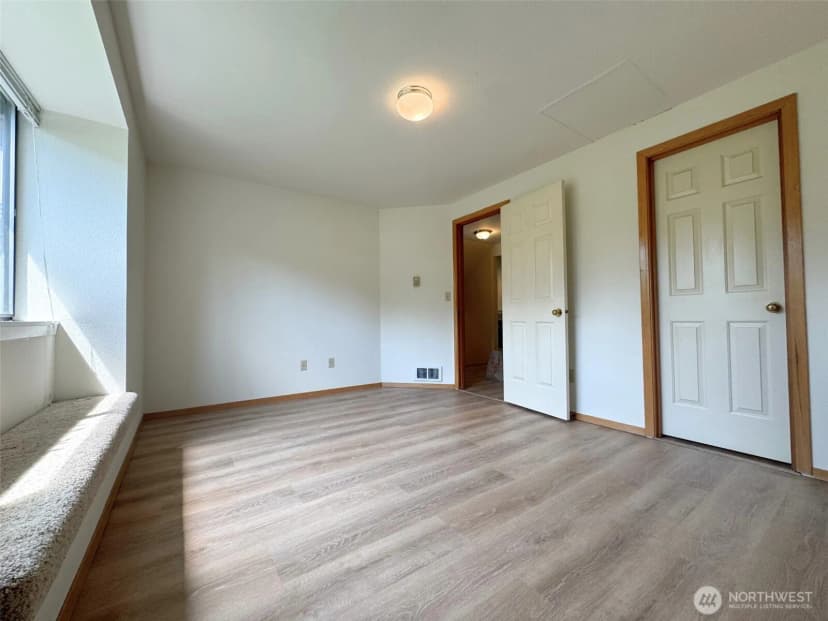 Property photo for 1319 -1325 Contra Costa Avenue, Fircrest photo 13