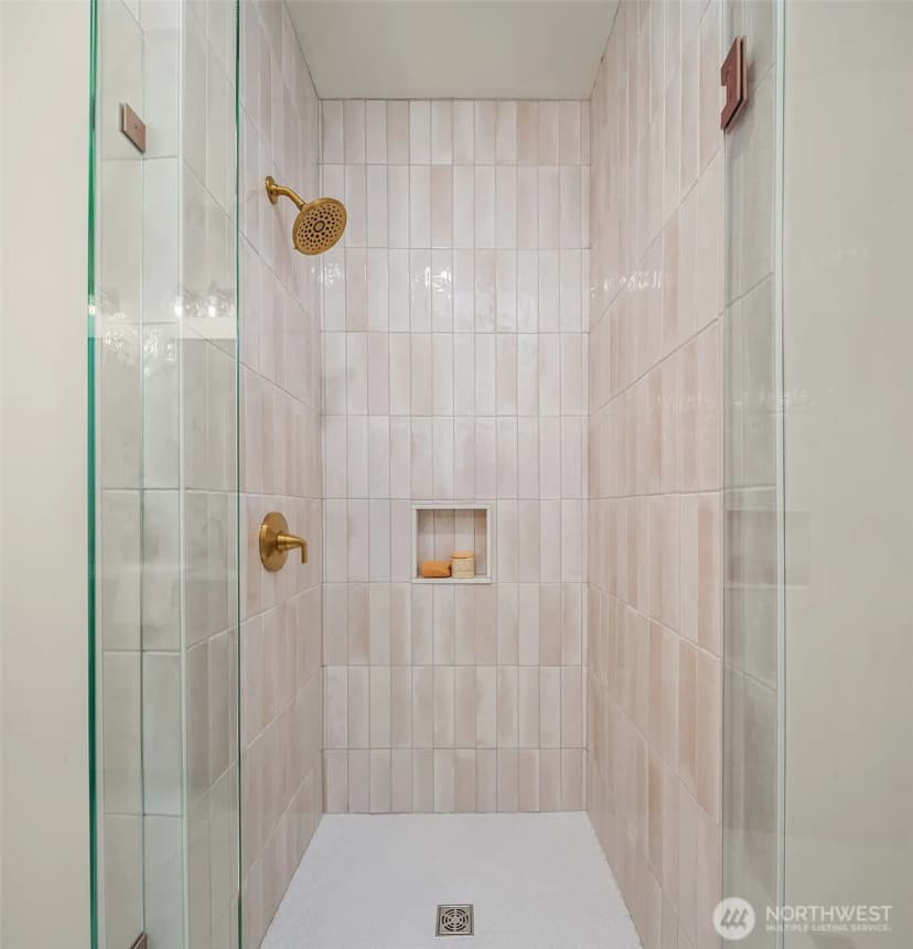 Property photo for 7216 33rd Avenue Nw, Seattle photo 17