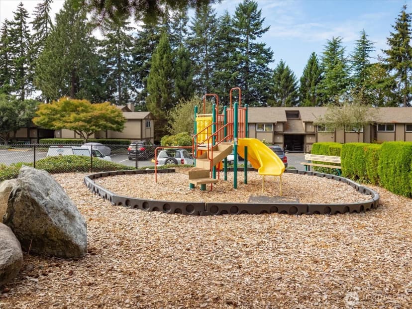 Property photo for 4727 176th Street Sw #j3, Lynnwood photo 26