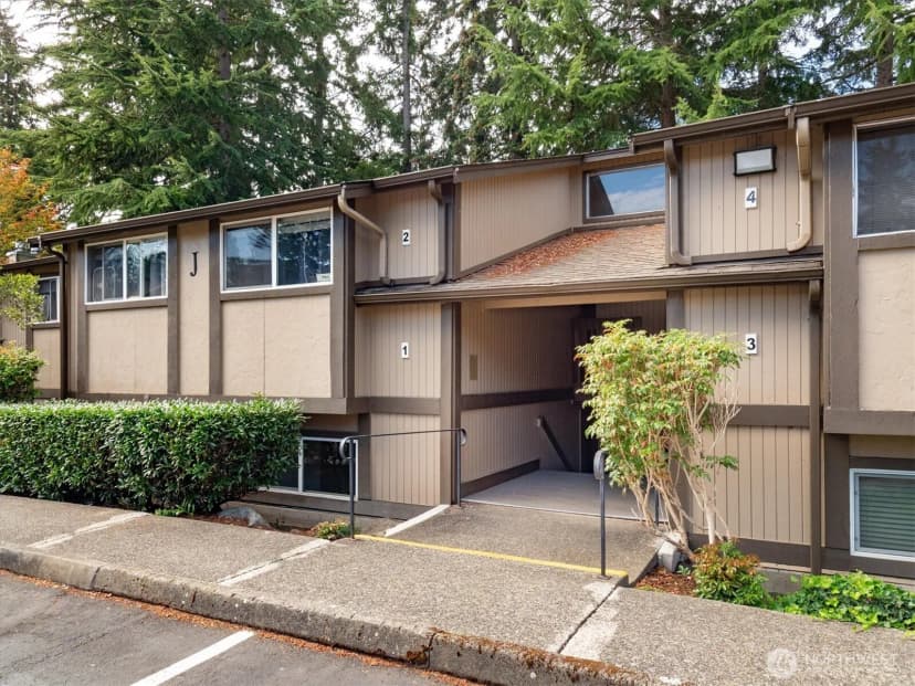 Property photo for 4727 176th Street Sw #j3, Lynnwood photo 23