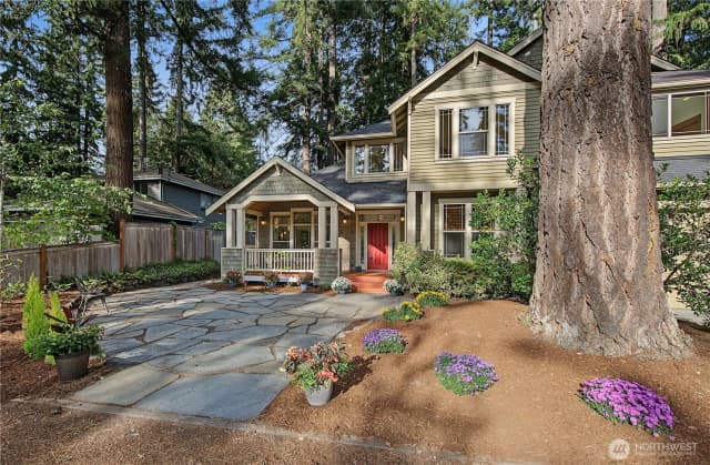 Property photo for 18520 26th Avenue Ne, Lake Forest Park photo 4