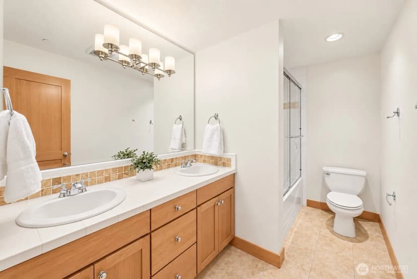 Property photo for 18520 26th Avenue Ne, Lake Forest Park photo 28