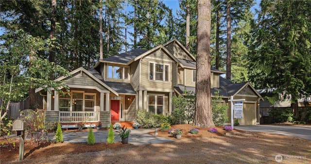 Property photo for 18520 26th Avenue Ne, Lake Forest Park photo 3