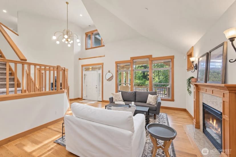 Property photo for 18520 26th Avenue Ne, Lake Forest Park photo 15