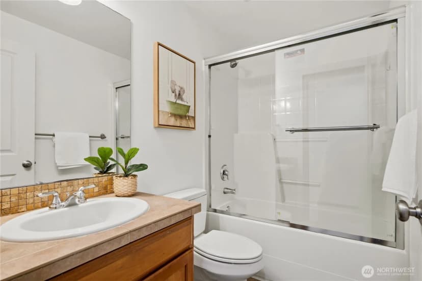 Property photo for 12316 33rd Avenue Ne #c, Seattle photo 13