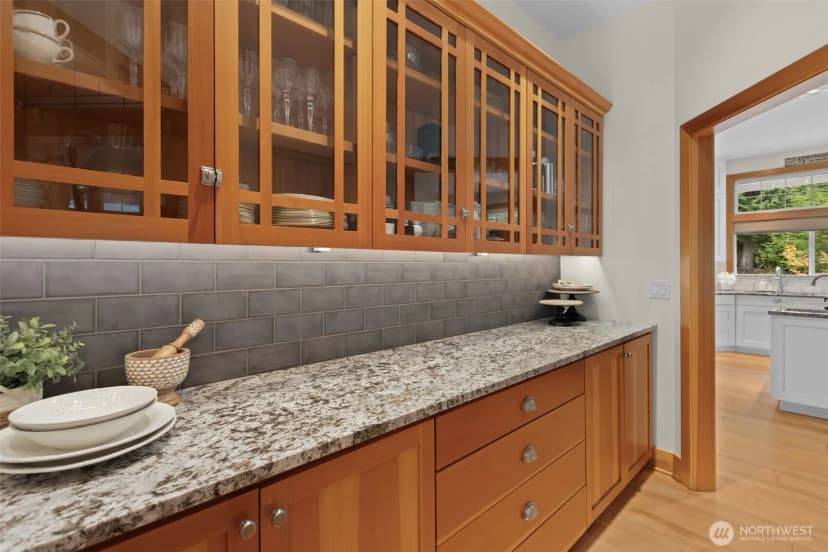 Property photo for 26415 Se Old Black Nugget Road, Issaquah photo 10