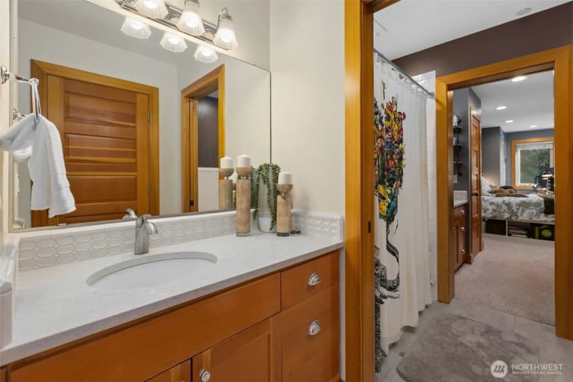 Property photo for 26415 Se Old Black Nugget Road, Issaquah photo 19